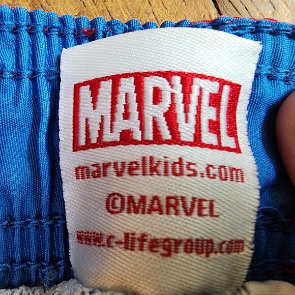 Marvel Spiderman Kids Swimsuit Trunks Size 4/5 - Picture 4 of 8